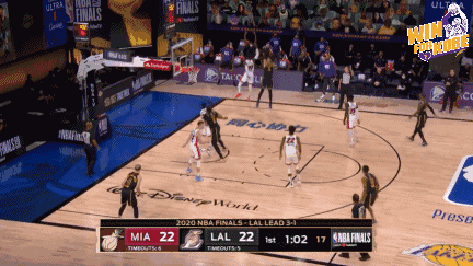 76a3c17fly1gjjznfng0ug20c006re83.gif
