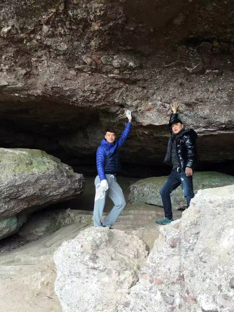 王懿律和爸爸_副本.jpg