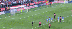 米兰-45+6-凯西点球不进.gif