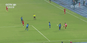 女足-张馨3-0.gif