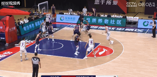 高诗岩.gif