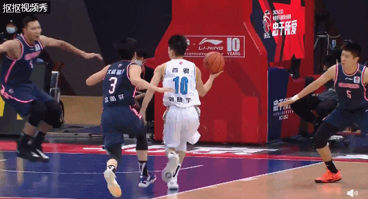 易建联大帽.gif