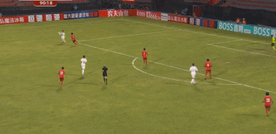 韦世豪突破.gif