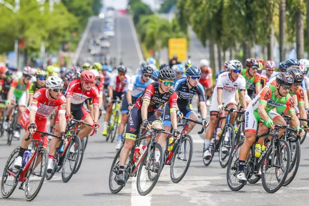 年初大赛 环海南岛国际公路自行车赛成功晋级uci职业系列赛