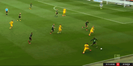 90e188d3ly1gf2qjdzvj9g20c5063b2e.gif