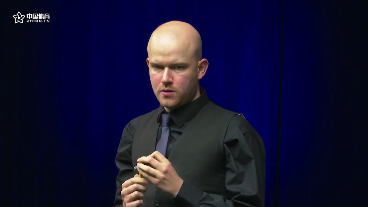 体育视频-台球:迈克尔-霍尔特 vs 马克-戴维斯 2020斯诺克冠军联赛