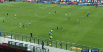 开场越位.gif