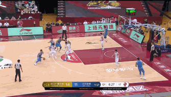 林书豪突破滑翔上篮.gif