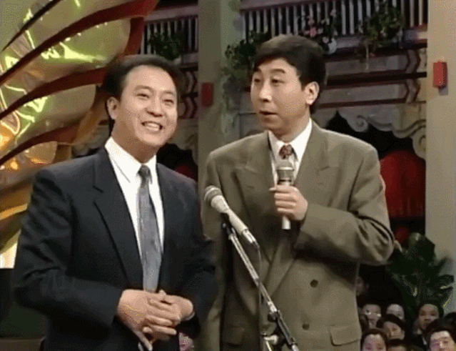 64E1B5305EB374E72345597697F6027B6B2A2E41_w639_h491.gif