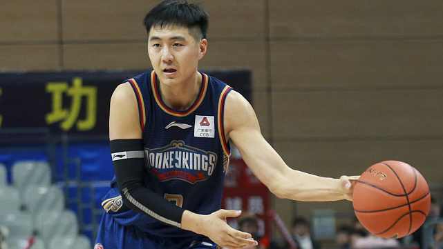 深圳男篮送别于德豪:感谢你的付出,愿你在新疆一切顺利