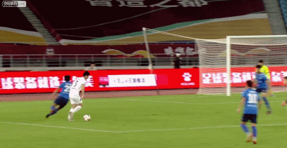魏来.gif