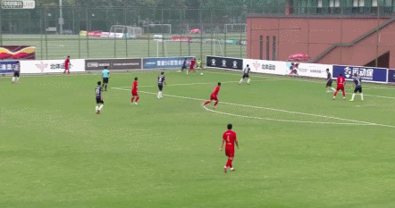闫向闯.gif