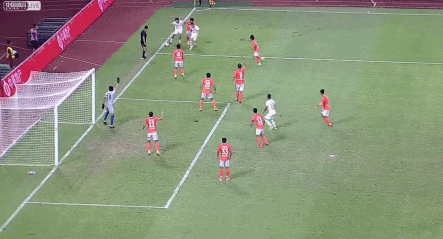 疑似点球.gif