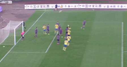 卢宁.gif