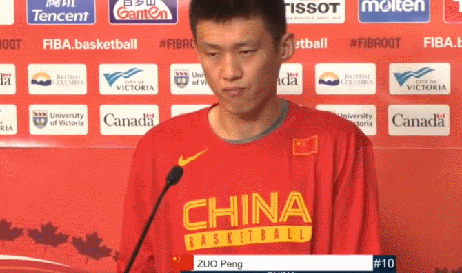 周鹏111.gif