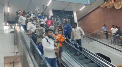 2021_0809_6d1d1543g00qxkrhk046jc000b10063c.gif