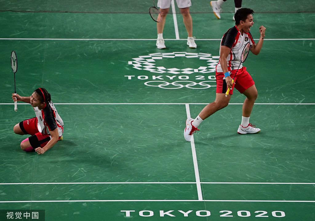 波莉拉哈尤.jpg