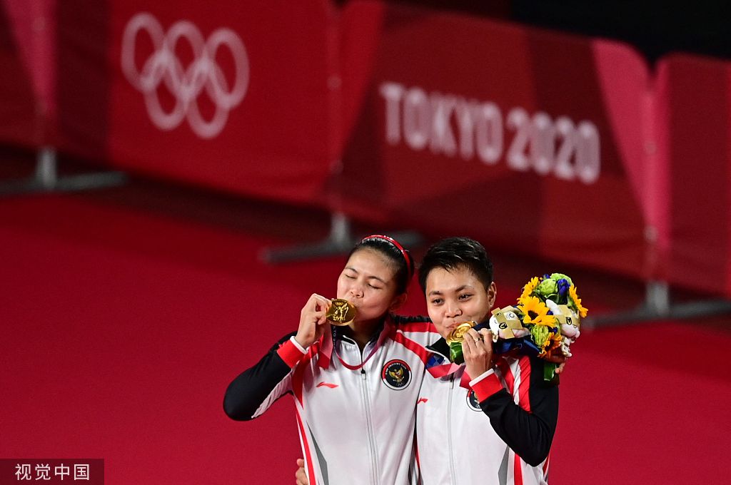 波莉拉哈尤2.jpg