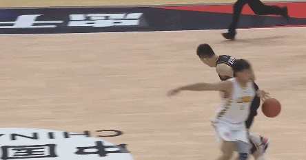 李晓旭.gif