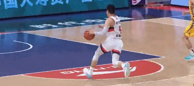 朱俊龙排球大帽.gif