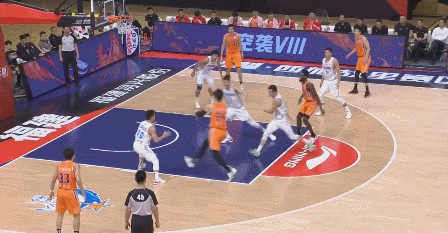3往这里哦你.gif