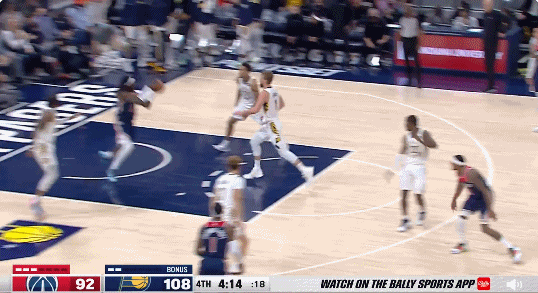 10-35-51-12-7-8691.gif