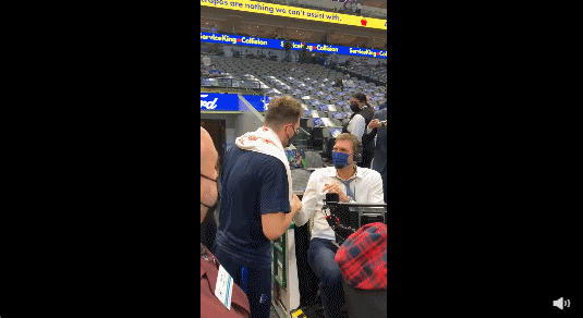 9-50-44-12-22-4969.gif