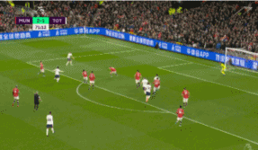 马奎尔1.gif