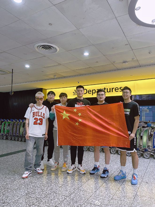 下载 (4).jpg