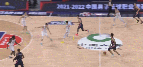 赵睿21.gif