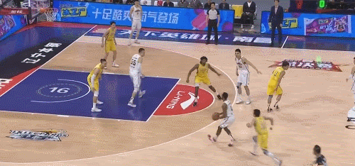 艾伦点赞.gif
