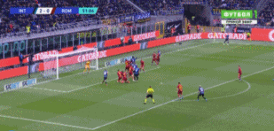国米罗马3.gif