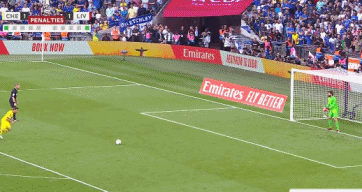 利物浦点球1.gif