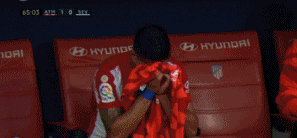 苏亚雷斯.gif