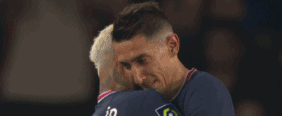 天时落泪.gif