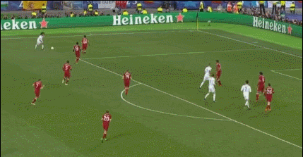 贝尔欧冠决赛.gif