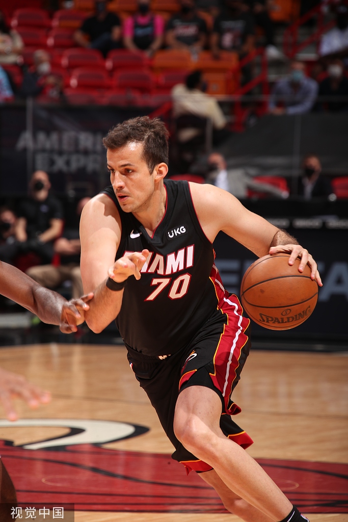 布歇命中6记三分砍31 11,猛龙队史自97年来首位得此数据球员