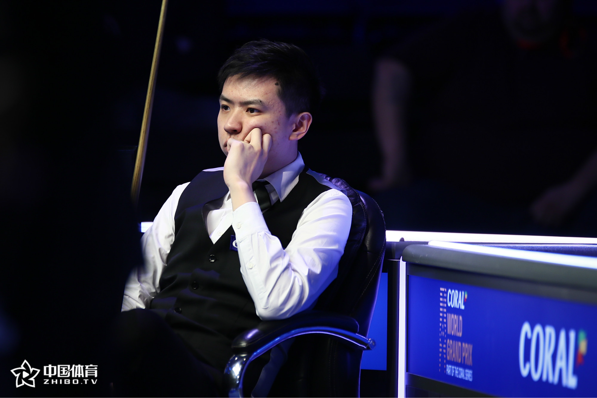 阿k桌球美式九球赛32进8:骆义锋力克邵佳瑜 孔德京双败遭淘汰