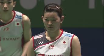 松糕组合连续进攻施压得分