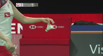 日本女双都太强 福岛由纪鱼跃救球