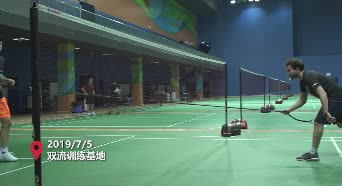 国羽大探营：鸭哥变身耕田老牛 负重训练跳杀难度陡增