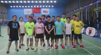 北京熊国宝学院为中国队加油