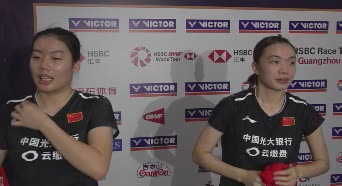 赛后 | 董文静冯雪颖：现在落后的情况下会想更多办法解决。